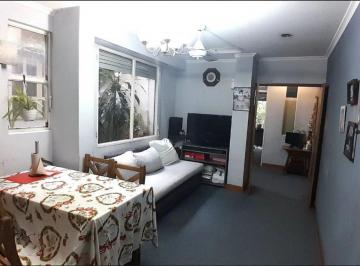 Departamento · 74m² · 4 Ambientes · En Venta Depto 4 Amb. Apto Profesional. Balvanera
