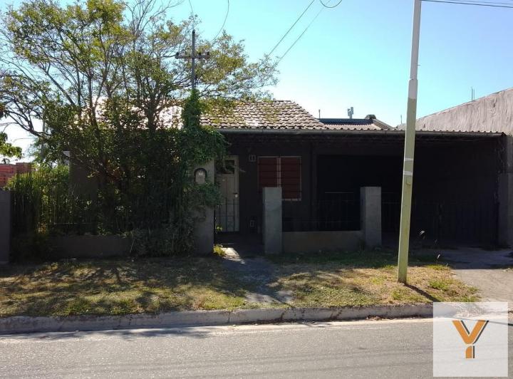Casa · 100m² · 3 Ambientes · 1 Cochera