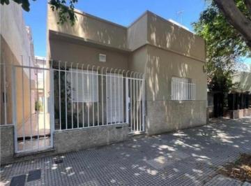 PH de 3 ambientes, Agronomía · PH de 100 m² con 2 Dorm. en Venta en Agronomía