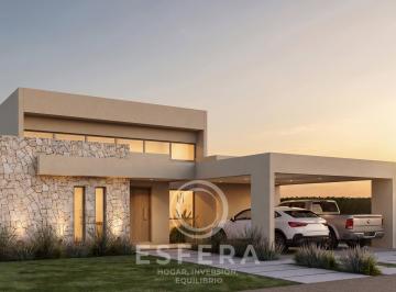 Casa de 8 ambientes, San Rafael · Venta Casa en Barrio Privado Nevado Golf
