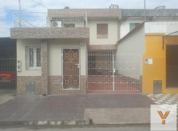 Casa · 190m² · 6 Ambientes · Casa en Venta - 5 Dorm. 2 Baños - Lules