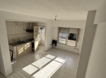 PH de 2 ambientes, La Plata · Dúplex 1 Dormitorio - 1er Piso por Escalera