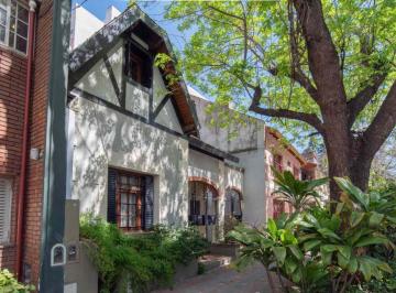 Casa · 160m² · 4 Ambientes · 1 Cochera · Venta Casa con Opcion a Desarrollo Inmobiliario
