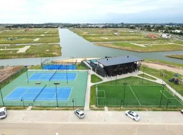 Terreno · 504m² · Terreno Funes Lake