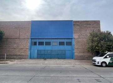 Bodega-Galpón · 1500m² · 20 Ambientes · 10 Cocheras · Bv. Seguí 3250 - Galpón 1.500 m²