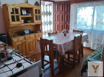 Casa · 70m² · 2 Ambientes · 1 Cochera · Casa en Venta - 1 Dormitorio 1 Baño - 70 m² - Mar del Tuyu