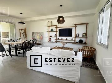 Casa · 104m² · 5 Ambientes · 2 Cocheras · Duplex en Venta en Complejo Decs, Garin, Escobar, G. B. a. Zona Norte