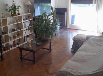 Departamento de 3 ambientes, Monserrat · Departamento con 2 Dorm. en Venta en Monserrat
