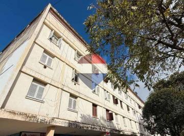 Departamento · 57m² · 3 Ambientes · 1 Cochera · Venta de Departamento en Av Cordoba