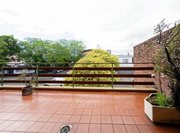 Casa · 168m² · 5 Ambientes · 1 Cochera