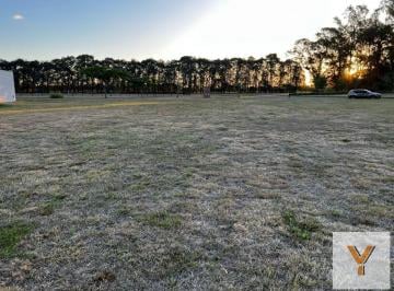 Terreno · 1834m² · Terreno en Venta - 1.834 m² - Haras San Pablo, General Rodríguez