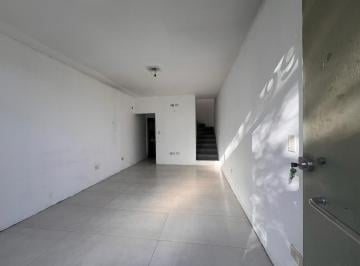 Local comercial · 50m² · 3 Cocheras · Local en Alquiler en City Bell