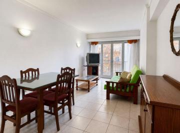 Departamento · 47m² · 2 Ambientes · 1 Cochera · Venta Dpto 2 Amb C/dpcia Cochera Frente Aldrey