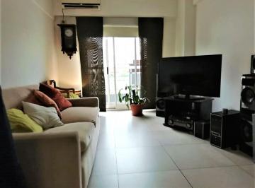 Departamento · 61m² · 2 Ambientes · 1 Cochera · Venta Departamento 2ambientes Caseros Patio Cocher