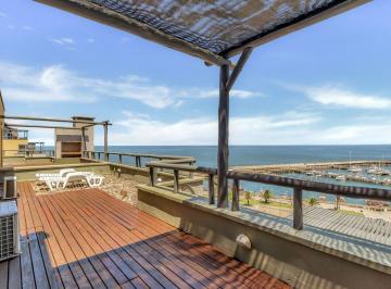 Departamento · 91m² · 4 Ambientes · 1 Cochera · Venta Apartamento 3 Dorm. Piriapolis