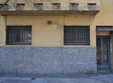 PH · 47m² · 2 Ambientes · Venta PH 2amb C/patio + Terraza Sobre Calle Inclan