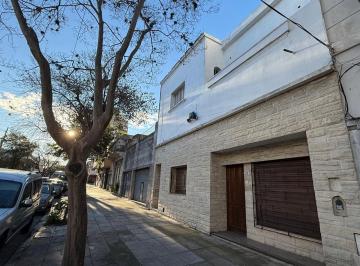 PH · 113m² · 5 Ambientes · PH de 5 Amb Al Frente con Entrada Independiente