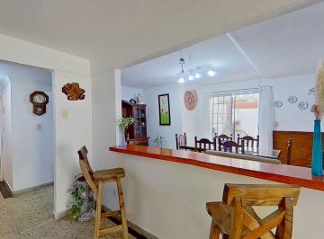 PH · 79m² · 4 Ambientes · PH 4 Ambientes Venta Floresta 2 Patios