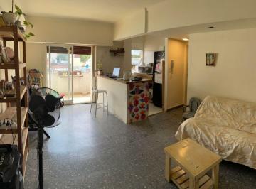 Departamento de 2 ambientes, Villa General Mitre · Caracas 2100, Caba/ PH 2 Ambientes Gran Terraza/ Balcón/ 50 m² / U$s 70.000