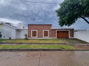 Casa de 3 ambientes, Juana Koslay · Alquiler Casa Barrio Cerros Colorados 3 Dorm.