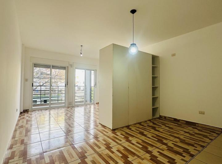 Monoambiente con División - Azurduy 3600 - 35 m² Totales