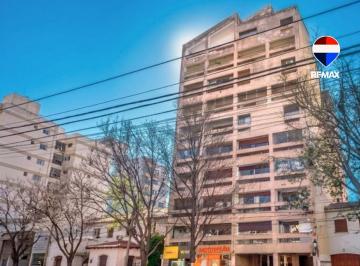 Departamento · 75m² · 4 Ambientes · Departamento Amplio Venta Av Belgrano 2 Dorm
