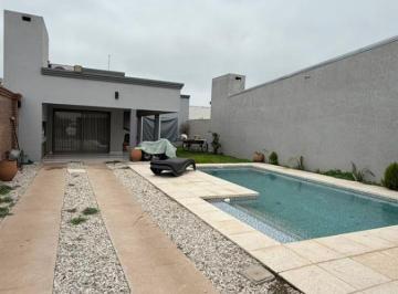 Casa de 1 ambiente, Esperanza · Hermosa Casa a La Venta en Esperanza