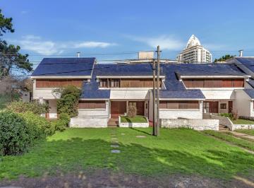 Casa · 90m² · 4 Ambientes · Venta Casa en Punta del Este, Excelente Ubicación.