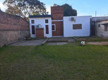 Casa · 102m² · 2 Ambientes · Se Vende Propiedad en Barrio Asunción