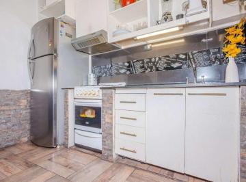 Casa · 200m² · 5 Ambientes · 1 Cochera · Venta Casa Multifamiliar 3 Amb + Ph 3 Amb/cochera