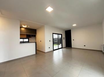 PH · 90m² · 3 Ambientes · 1 Cochera · Colinas de Manantiales Duplex en Venta 2 Dorm. a Estrenar