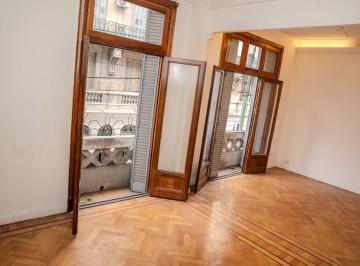 Departamento de 3 ambientes, Almagro · Distinguido Semipiso de Estilo 3 Ambientes con Dependencia / a Remodelar