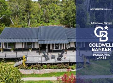 Casa · 248m² · 5 Ambientes · 2 Cocheras · Venta Casa 5 Ambientes 248 m² con Jardín Paseo del Ciprés Villa La Angostura