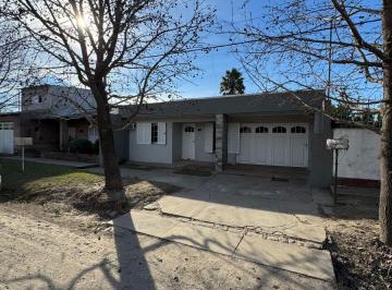 Casa de 4 ambientes, Esperanza · Vende Casa 2 Habitaciones – Oroño 1742, Esperanza