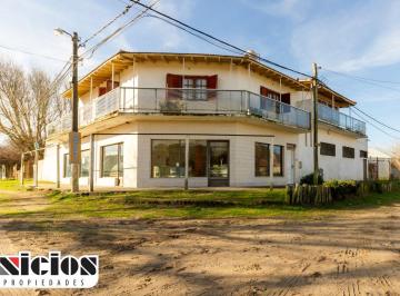Local comercial , Mar de Ajó · Locales Mas Una Casa - C1122