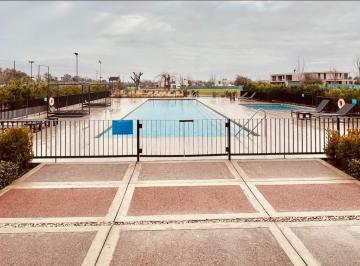 Terreno · 631m² · Lote de 631 m² en Los Cardos - Pilar