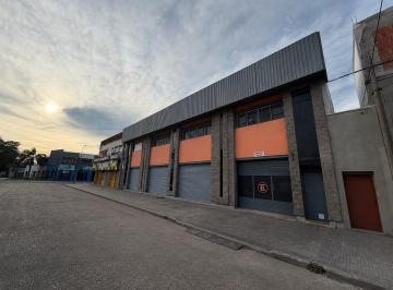 Bodega-Galpón · 883m² · 4 Ambientes · Galpón a La Venta en Barrio Talleres Oeste