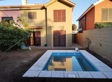 Casa · 110m² · 3 Dormitorios · 1 Cochera · Casa Duplex en Venta 3 Dorm. en Villa Carlos Paz