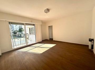 Departamento · 49m² · 3 Ambientes · Alquiler Depto 3 Amb Recoleta Reciclado