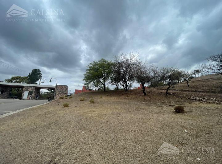 Terreno · 1045m²