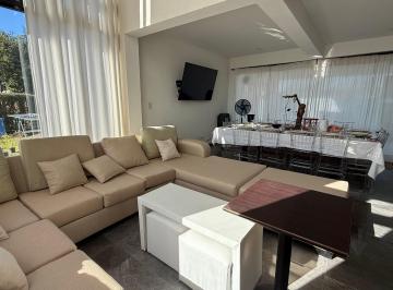 Casa de 4 ambientes, Ezeiza · Moderna Casa en Venta