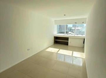 Oficina comercial de 2 ambientes, Córdoba · Oficina en Calle La Rioja 441 en Excelente Estado