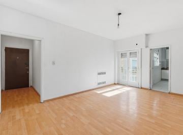 Departamento · 63m² · 3 Ambientes · Venta Departamento 3 Ambientes Sum y Terraza Flores