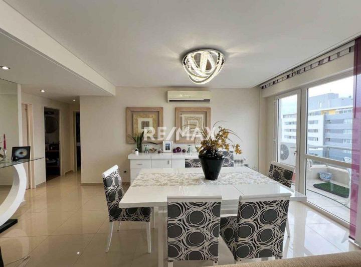 Departamento · 156m² · 5 Ambientes · 2 Cocheras