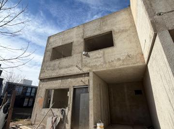 Casa de 8 ambientes, Córdoba · Duplex en Venta en Greenville II