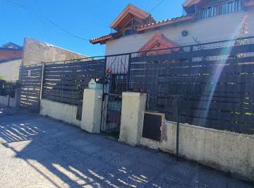 Casa · 99m² · 8 Ambientes · 1 Cochera · Casa en San Carlos de Bariloche
