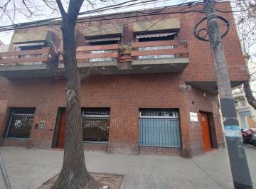 PH de 2 ambientes, Tres de Febrero · Venta PH Al Frente con Terraza y Cochera, Ciudadela