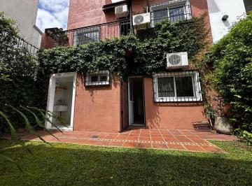 PH · 135m² · 4 Ambientes · 1 Cochera · Martínez · PH Tipo Casa 3 Dorm. · Jardín Cochera · Apto Crédito