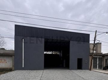 Bodega-Galpón · 310m² · 46 E/ 149 y 150 - Galpon en Alquiler