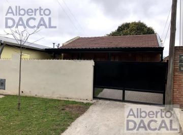 Casa · 60m² · 3 Ambientes · 1 Cochera · Casa - Villa Elisa
